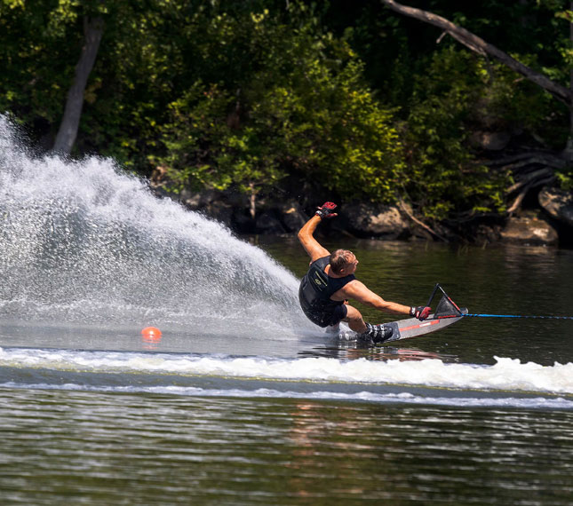 Hotel Accommodation in NT, CA